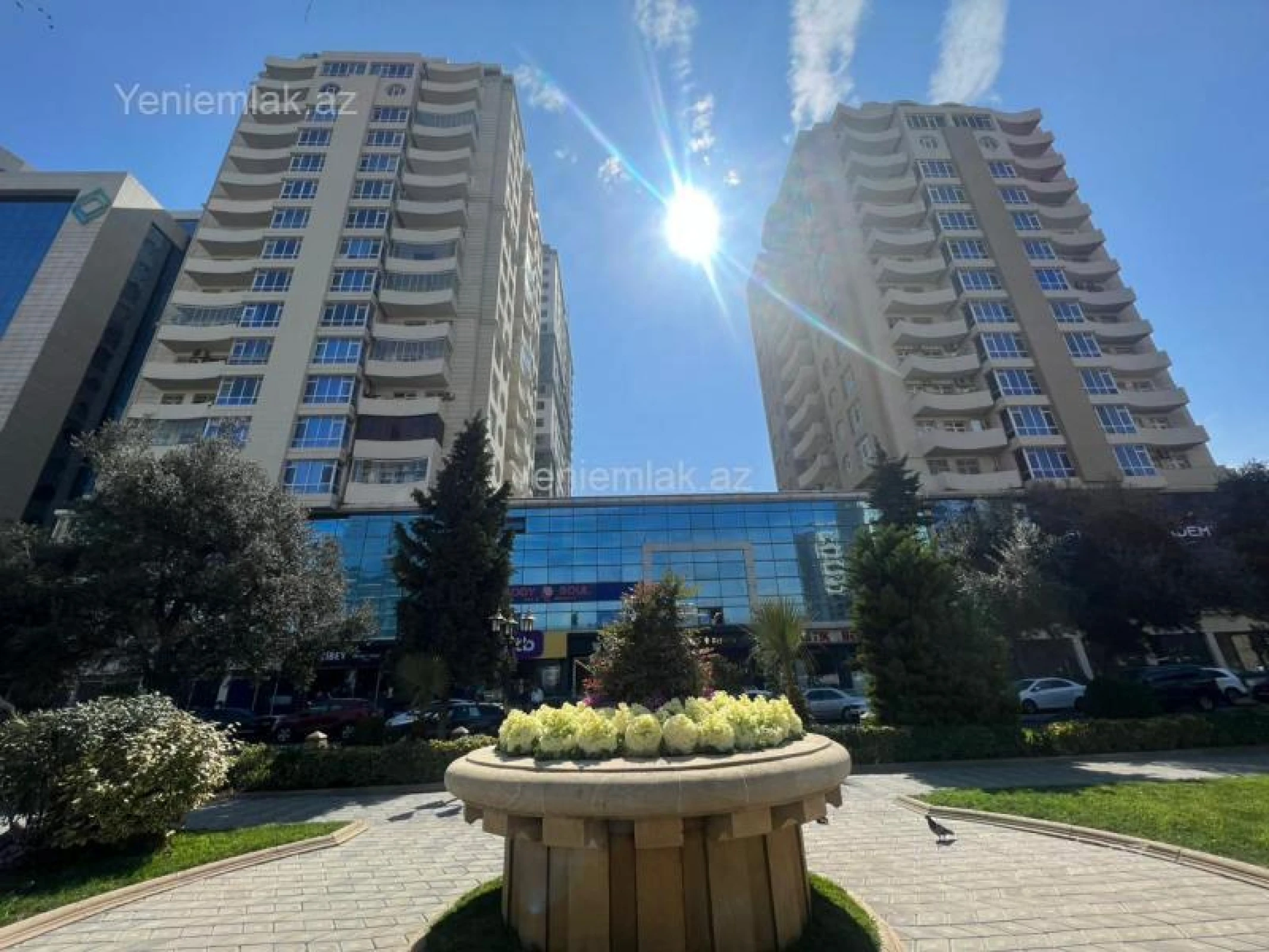Satılır 3 otaqlı yeni tikili 136 m²