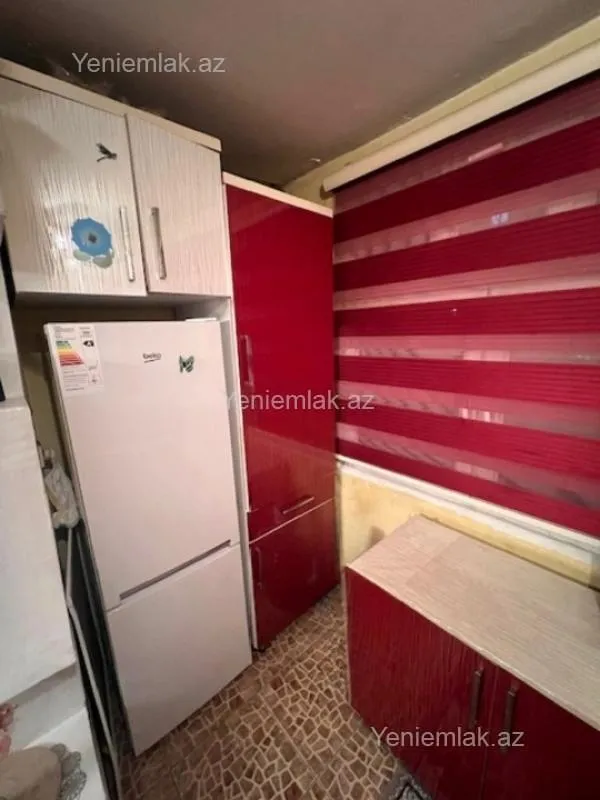 Satılır 2 otaqlı köhnə tikili 45 m²