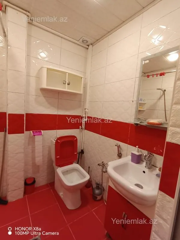 Satılır 2 otaqlı yeni tikili 60 m²