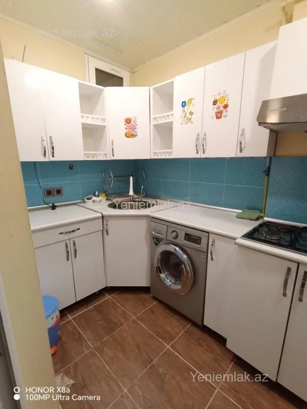 Satılır 2 otaqlı yeni tikili 60 m²