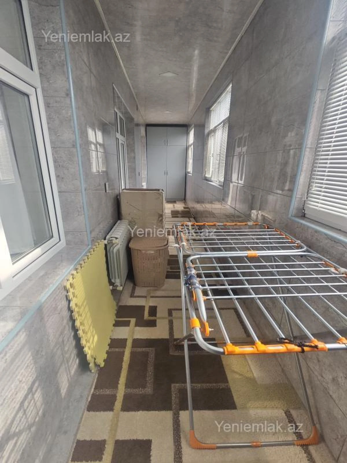 Satılır 4 otaqlı köhnə tikili 130 m²