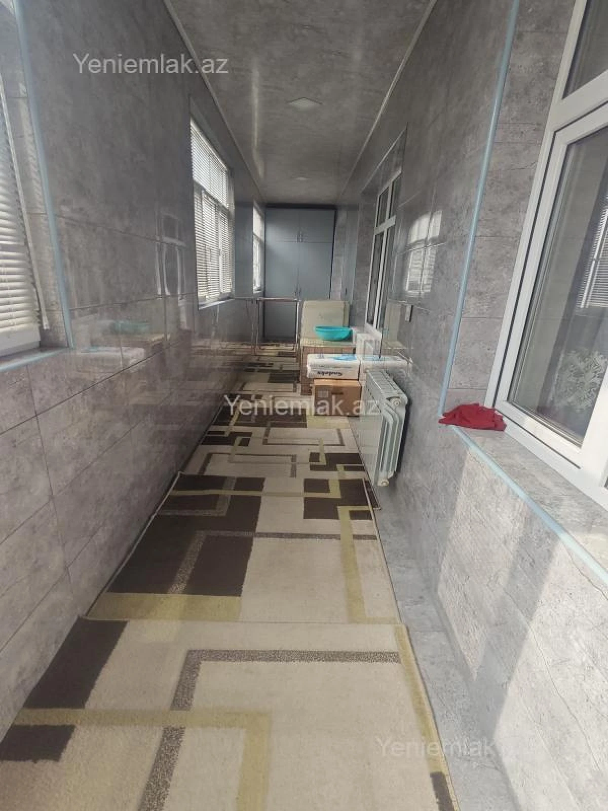 Satılır 4 otaqlı köhnə tikili 130 m²