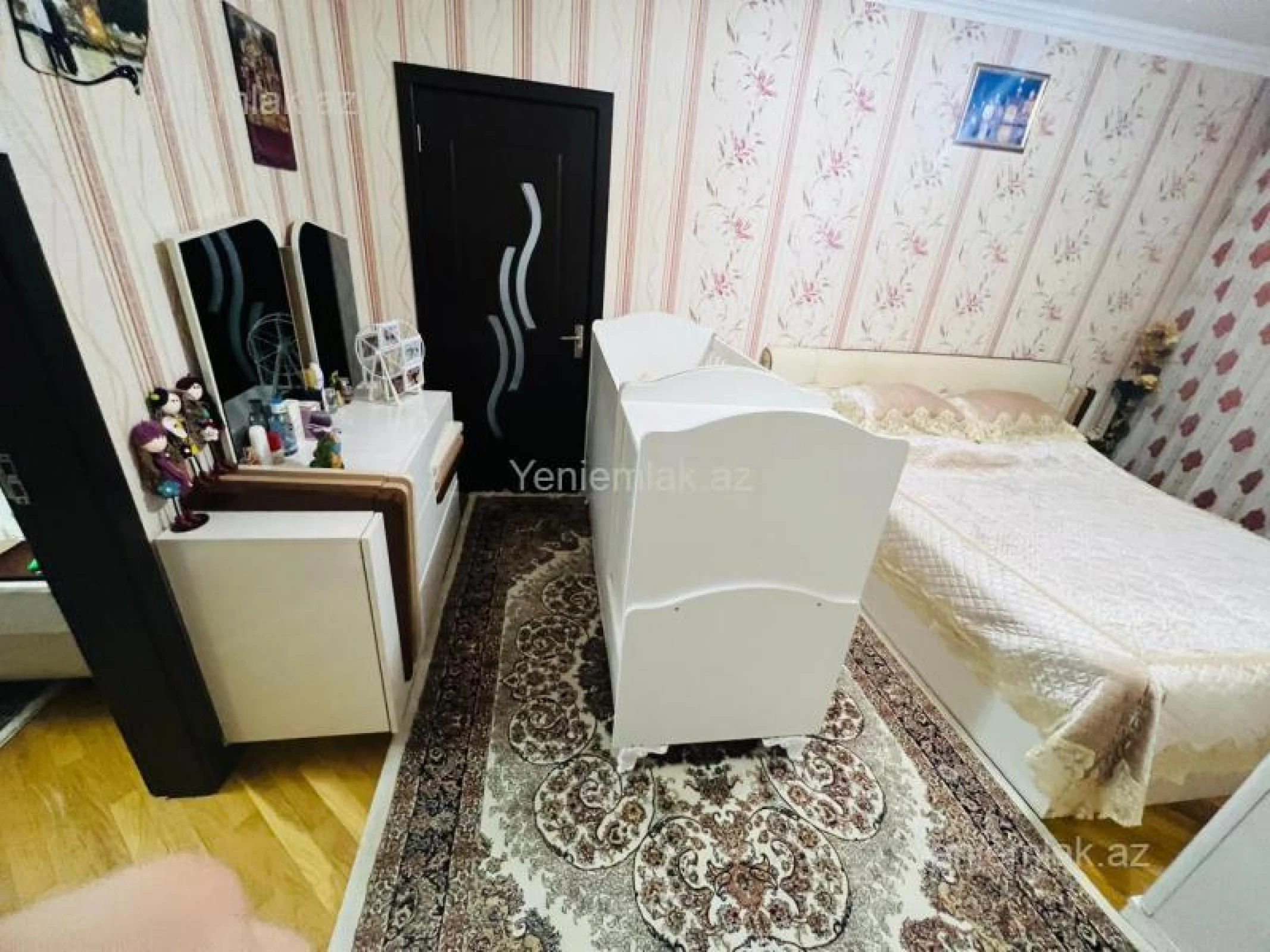 Satılır 3 otaqlı yeni tikili 100 m²