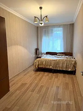 Satılır 3 otaqlı köhnə tikili 55 m²
