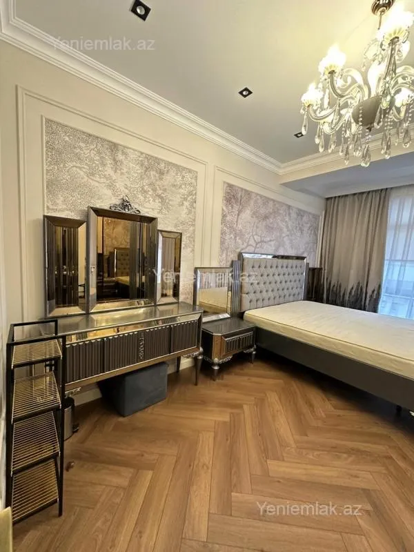 Satılır 3 otaqlı yeni tikili 112 m²