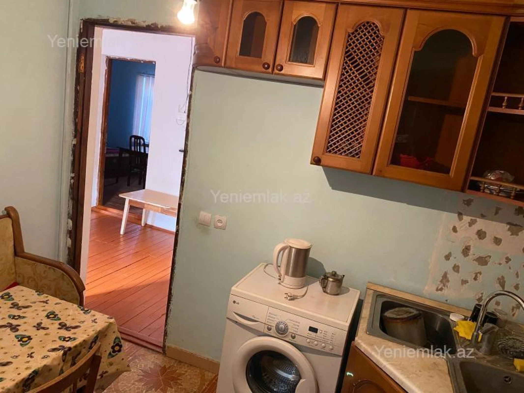 Satılır 6 otaqlı həyət evi 170 m²