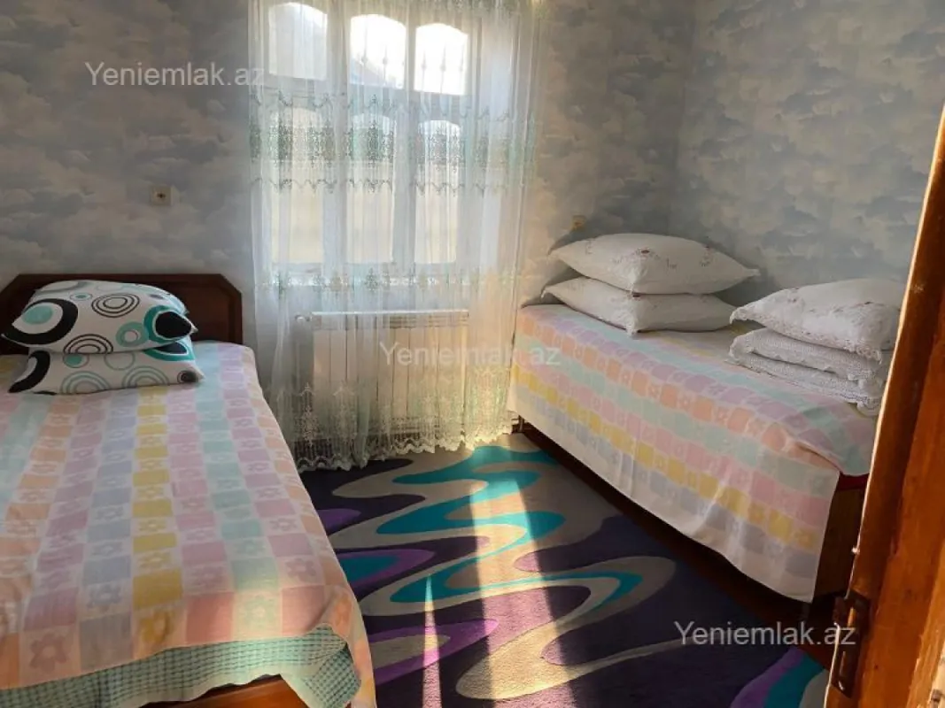 Satılır 6 otaqlı həyət evi 170 m²