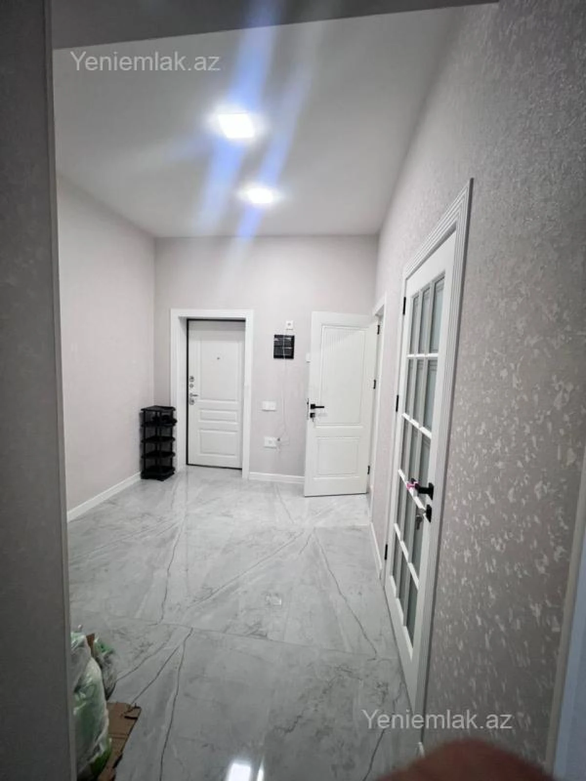 Satılır 2 otaqlı yeni tikili 70 m²