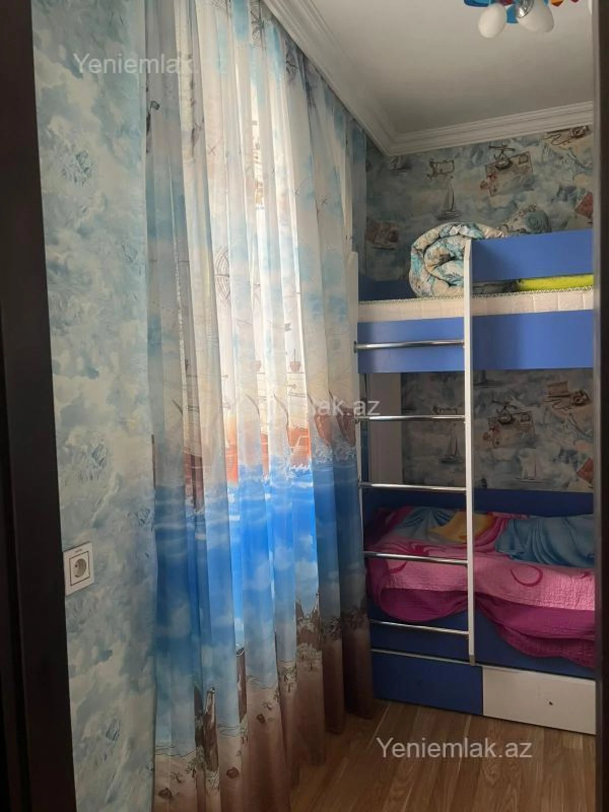 Satılır 1 otaqlı köhnə tikili 30 m²