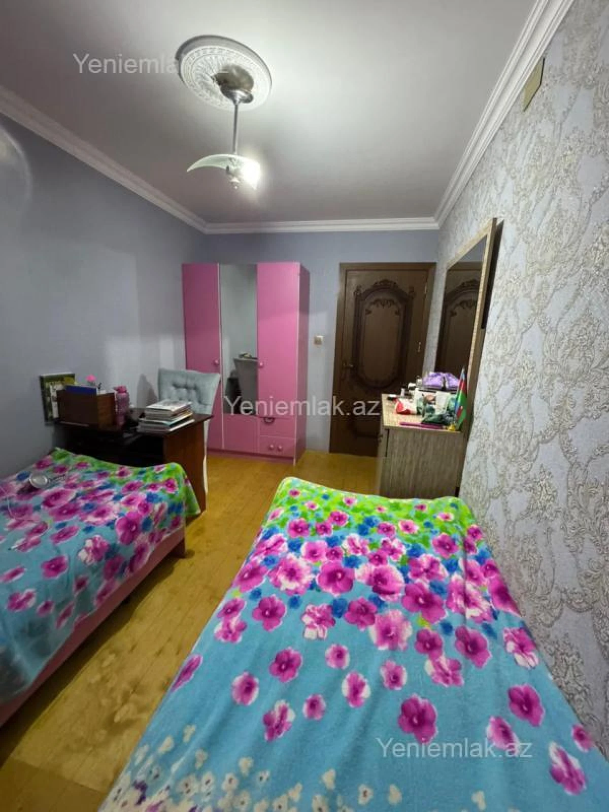 Satılır 4 otaqlı köhnə tikili 95 m²