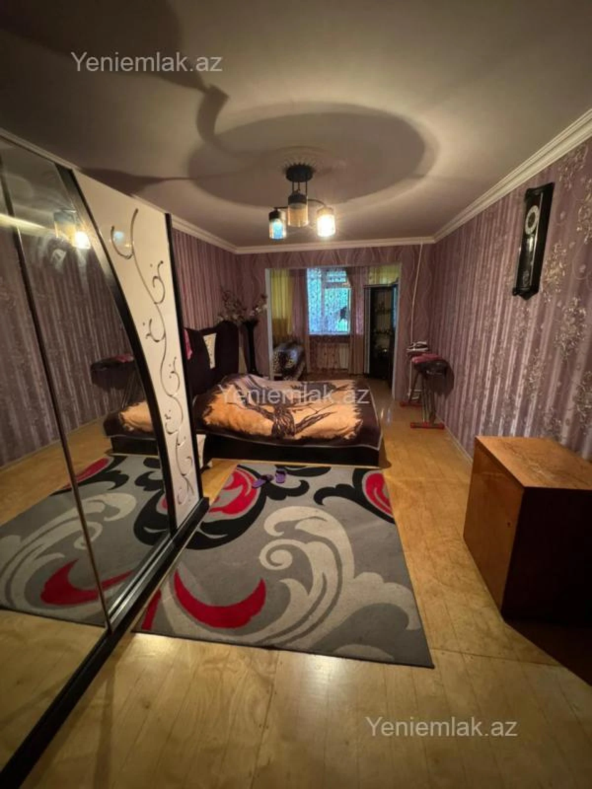 Satılır 4 otaqlı köhnə tikili 95 m²