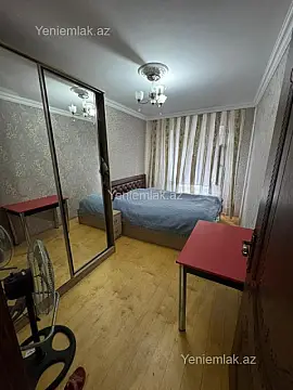 Satılır 4 otaqlı köhnə tikili 95 m²