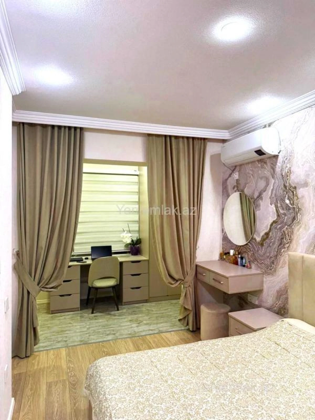 Satılır 2 otaqlı yeni tikili 75 m²