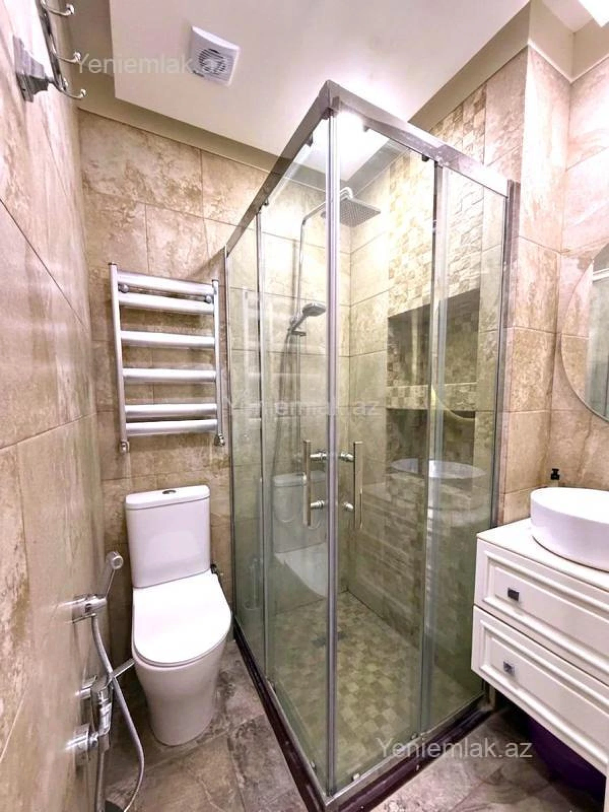 Satılır 2 otaqlı yeni tikili 75 m²