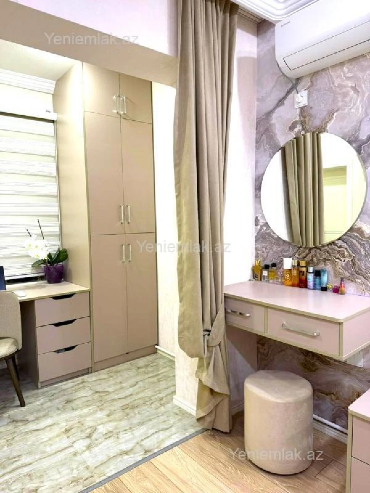 Satılır 2 otaqlı yeni tikili 75 m²