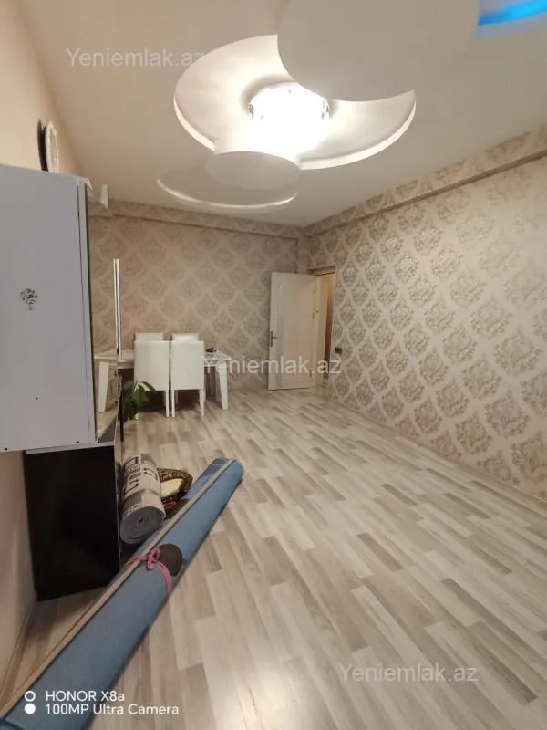 Satılır 2 otaqlı yeni tikili 61 m²