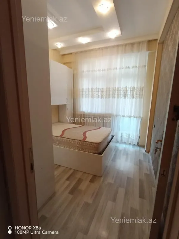 Satılır 2 otaqlı yeni tikili 61 m²