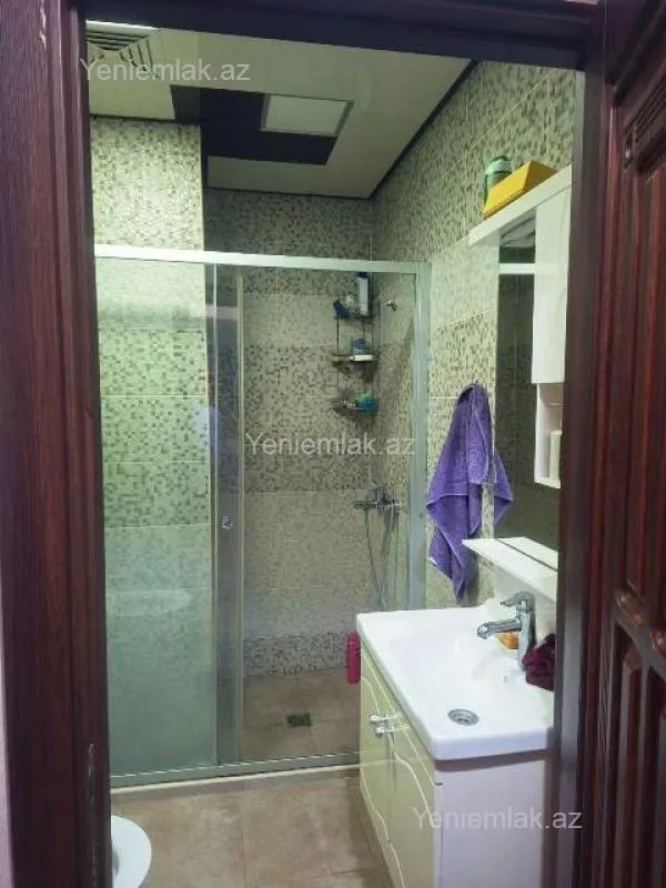 Satılır 3 otaqlı yeni tikili 70 m²