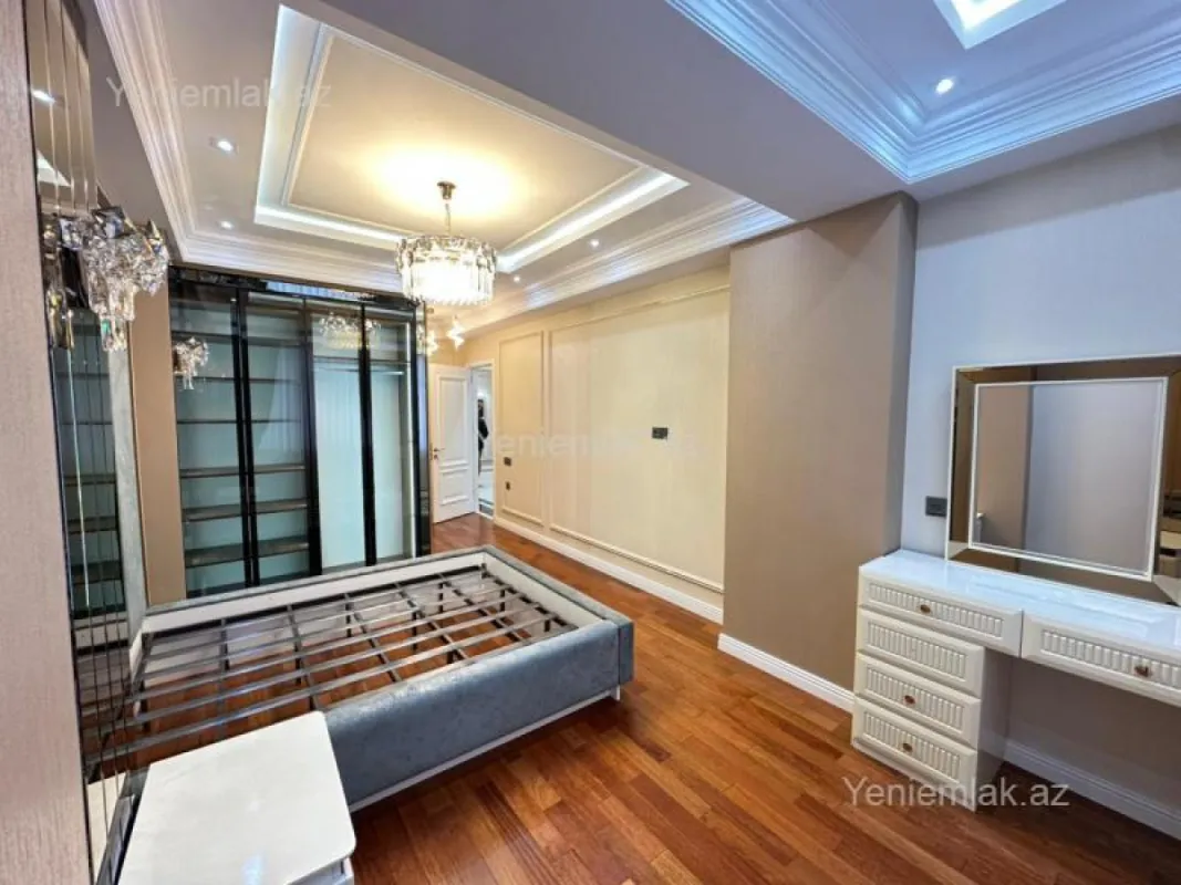 Satılır 4 otaqlı yeni tikili 164 m²