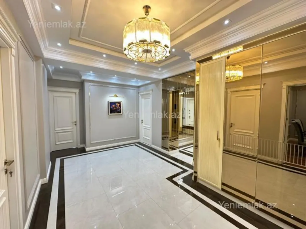 Satılır 4 otaqlı yeni tikili 164 m²