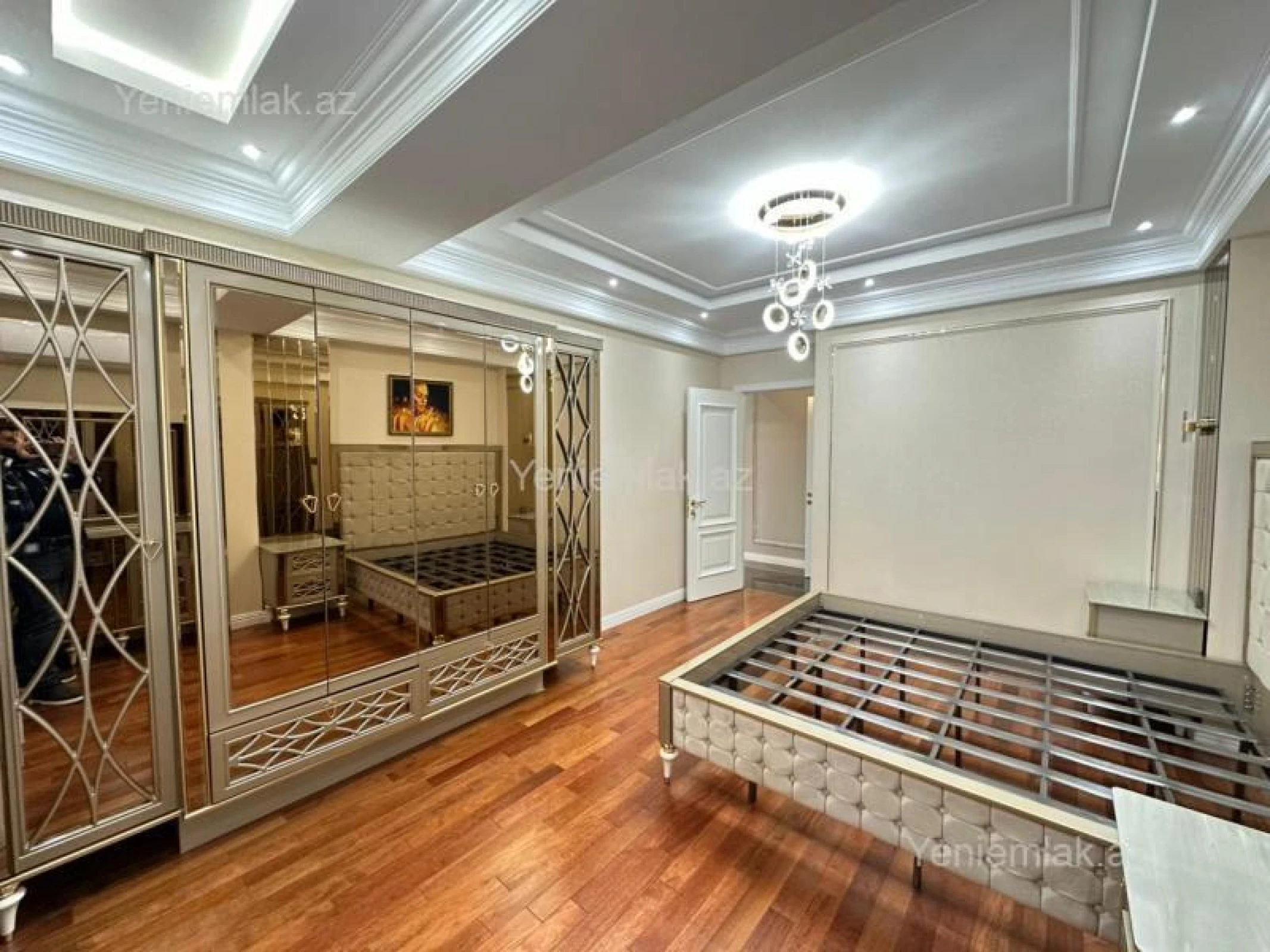 Satılır 4 otaqlı yeni tikili 164 m²