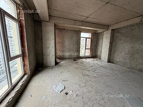 Satılır 3 otaqlı yeni tikili 130 m²