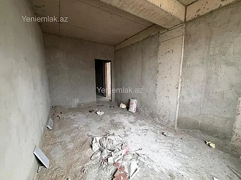 Satılır 3 otaqlı yeni tikili 130 m²