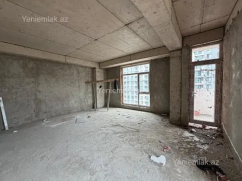 Satılır 3 otaqlı yeni tikili 130 m²