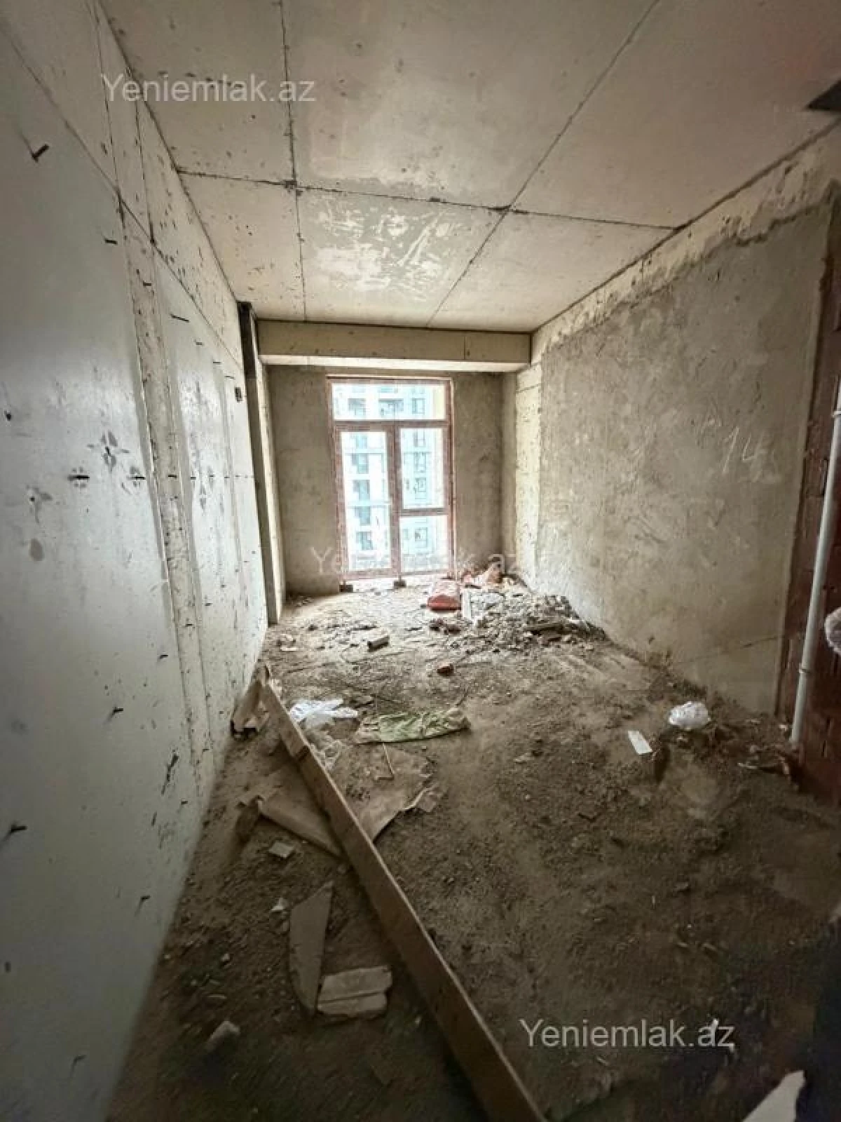 Satılır 3 otaqlı yeni tikili 130 m²