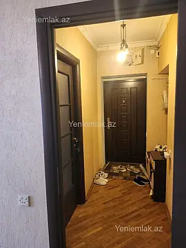 Satılır 3 otaqlı köhnə tikili 70 m²