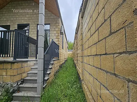 Satılır 3 otaqlı həyət evi 180 m²