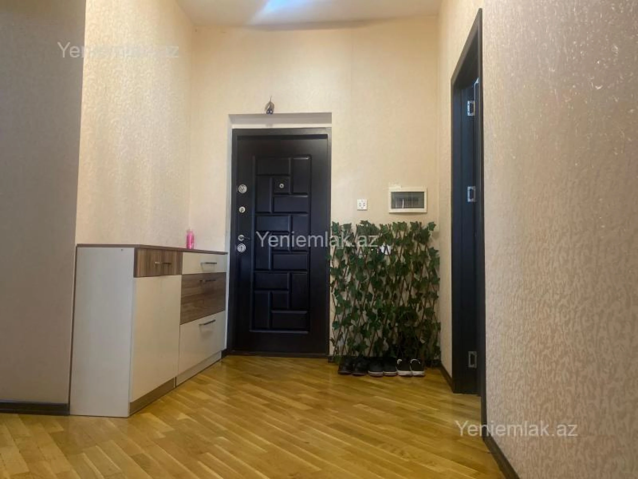 Satılır 3 otaqlı yeni tikili 98 m²
