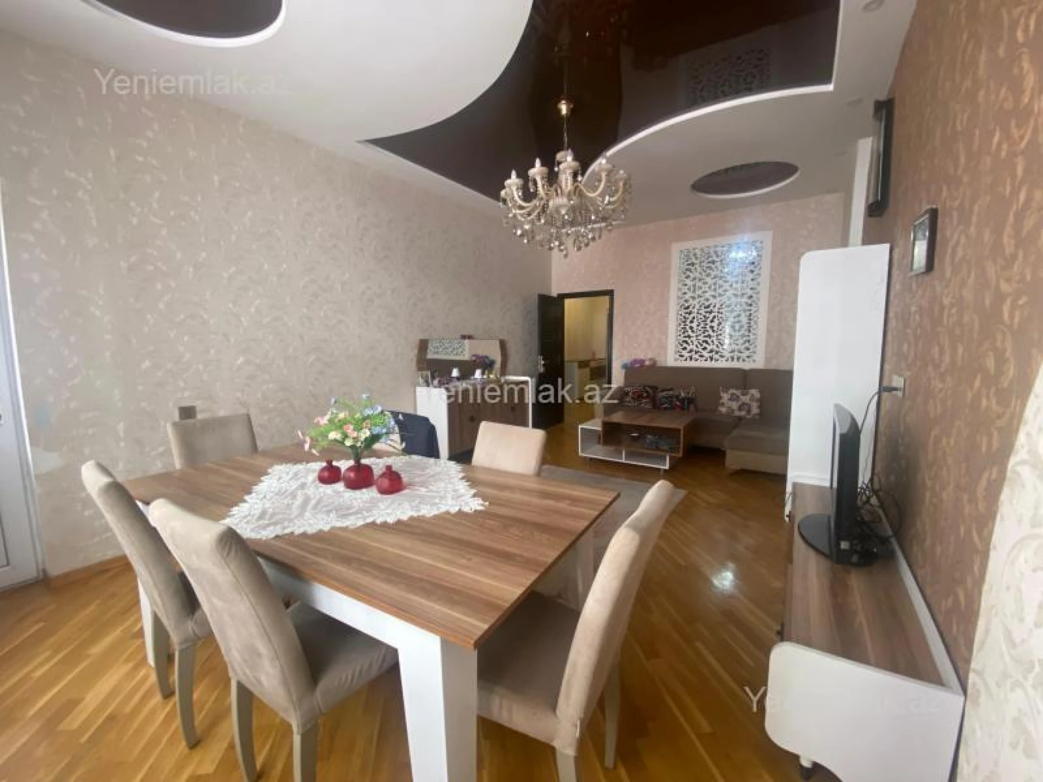 Satılır 3 otaqlı yeni tikili 98 m²