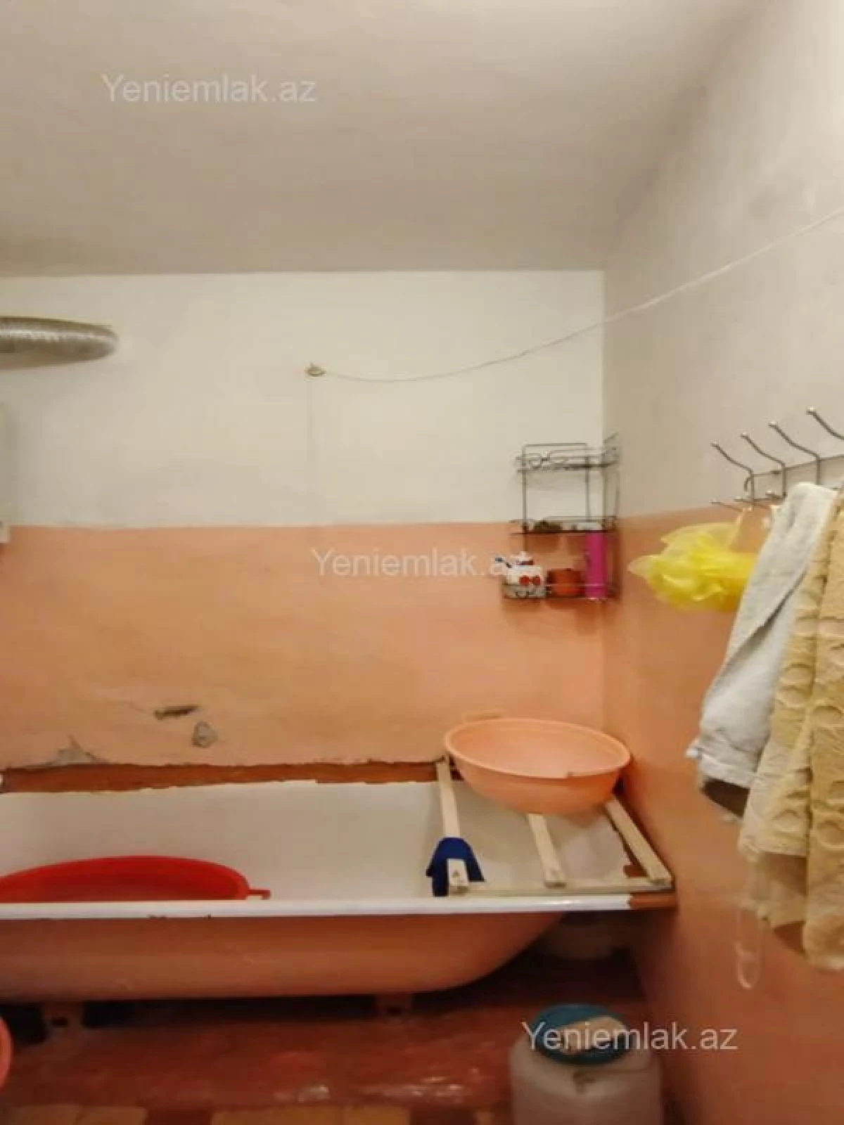 Satılır 2 otaqlı köhnə tikili 48 m²