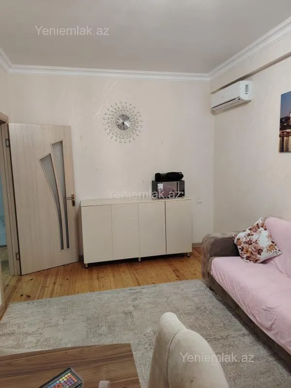 Satılır 3 otaqlı yeni tikili 70 m²