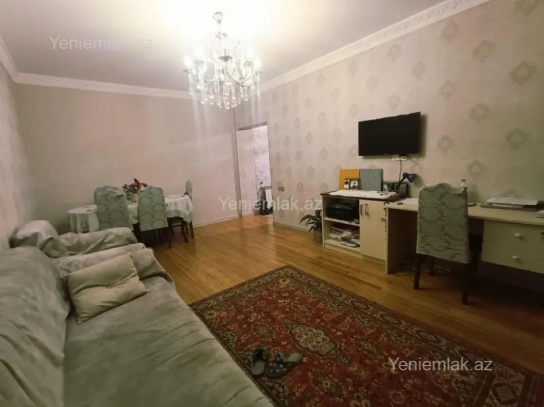 Satılır 2 otaqlı yeni tikili 80 m²