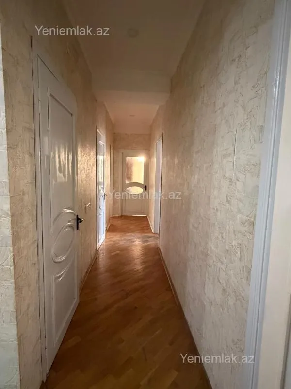 Satılır 3 otaqlı yeni tikili 115 m²