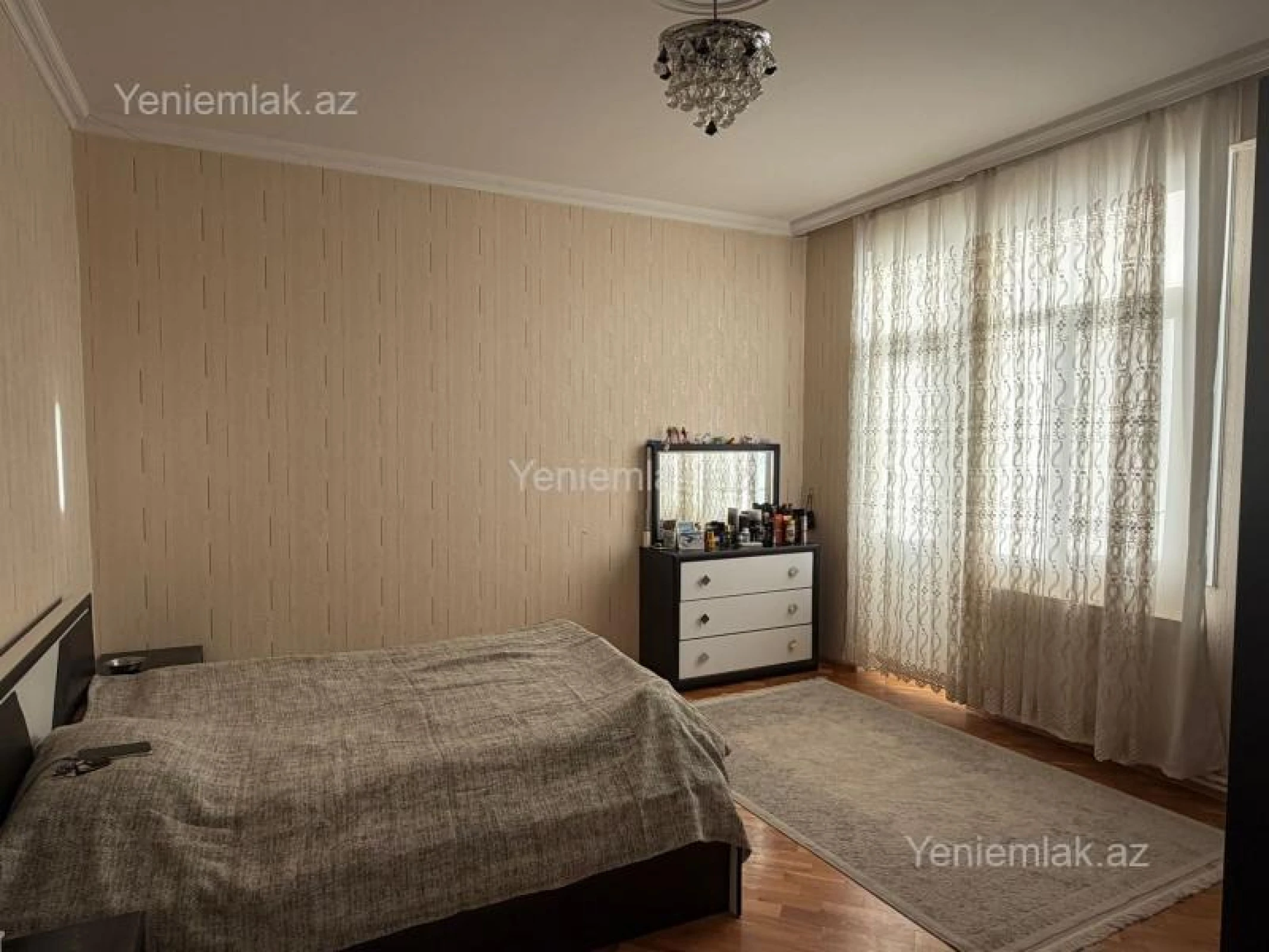 Satılır 3 otaqlı yeni tikili 115 m²