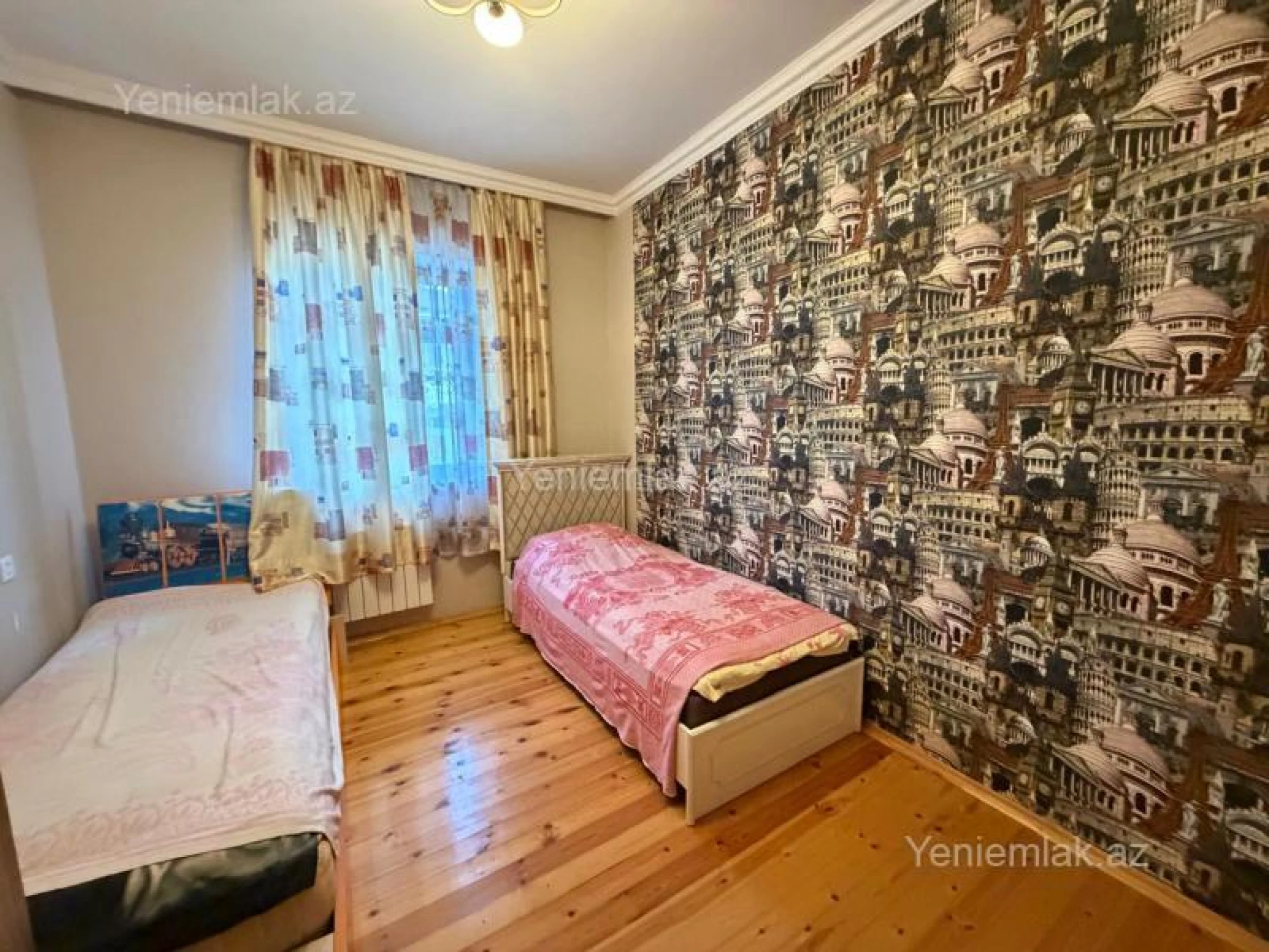 Satılır 4 otaqlı həyət evi 200 m²