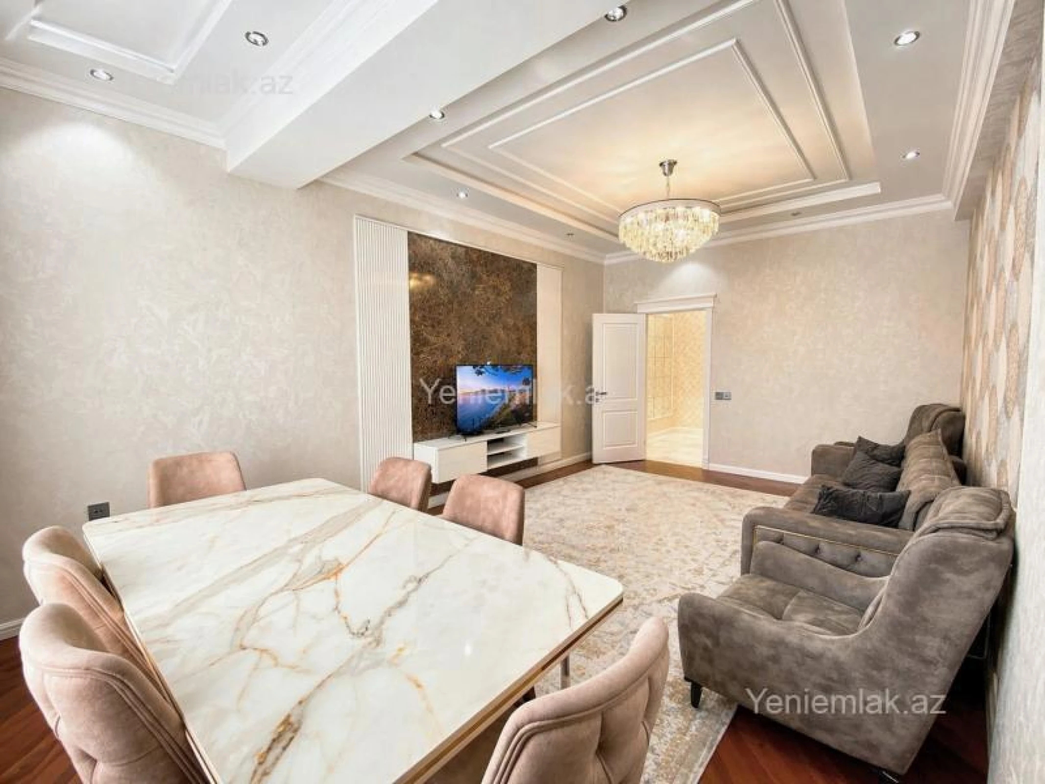 Satılır 3 otaqlı yeni tikili 120 m²