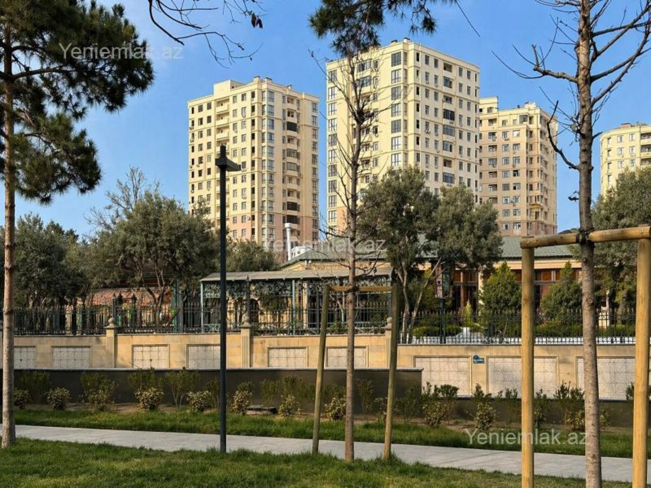 Satılır 3 otaqlı yeni tikili 120 m²