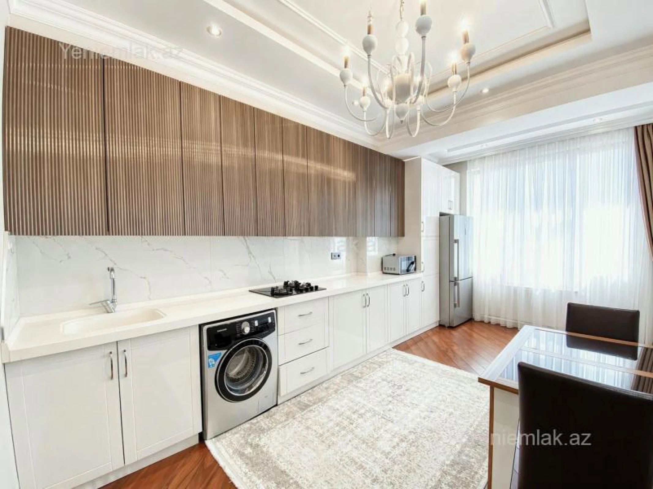 Satılır 3 otaqlı yeni tikili 120 m²