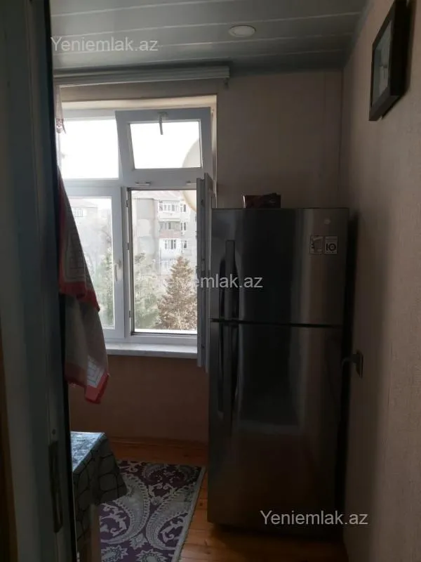 Satılır 2 otaqlı köhnə tikili 46 m²