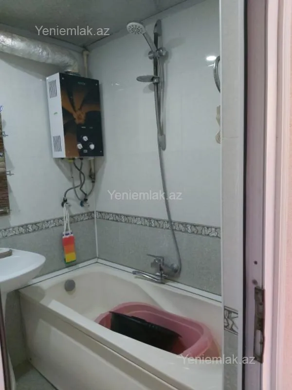 Satılır 2 otaqlı köhnə tikili 46 m²