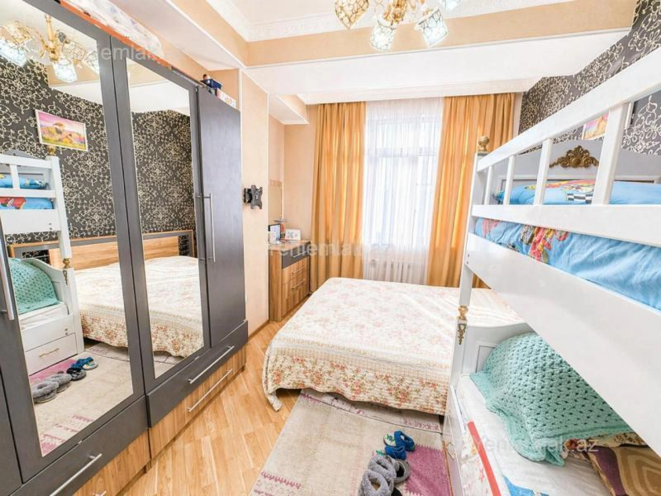 Satılır 2 otaqlı yeni tikili 65 m²