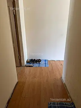 Satılır 2 otaqlı köhnə tikili 57 m²