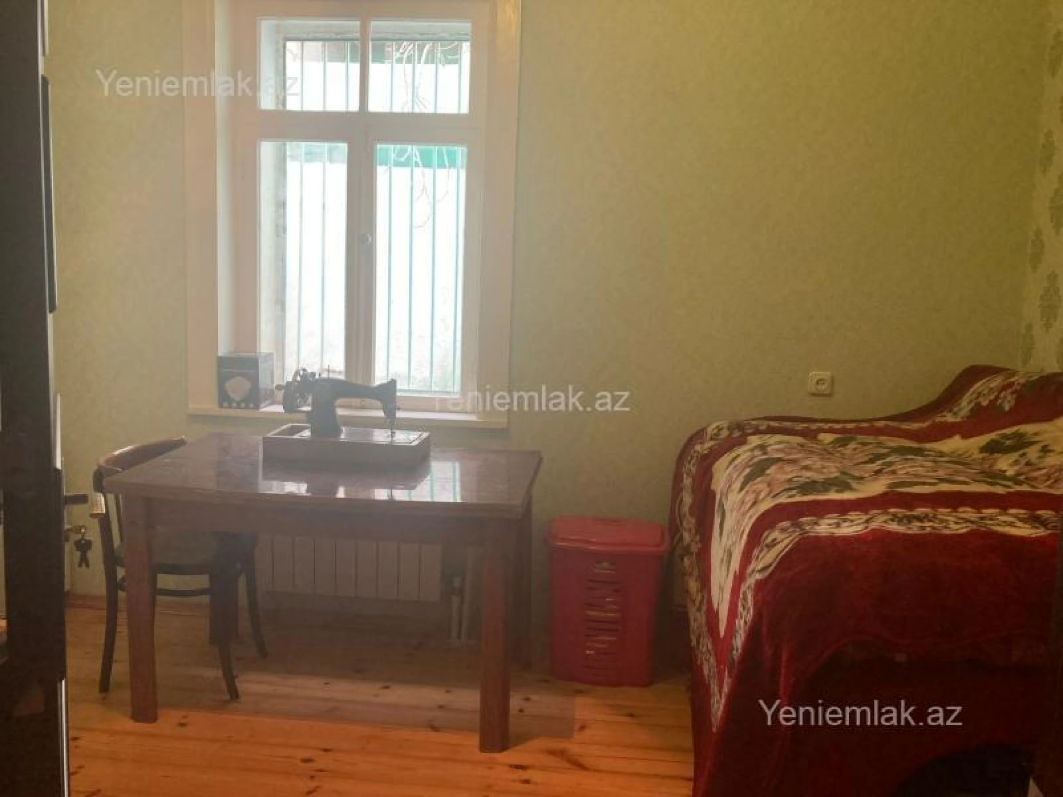 Satılır 6 otaqlı həyət evi 200 m²