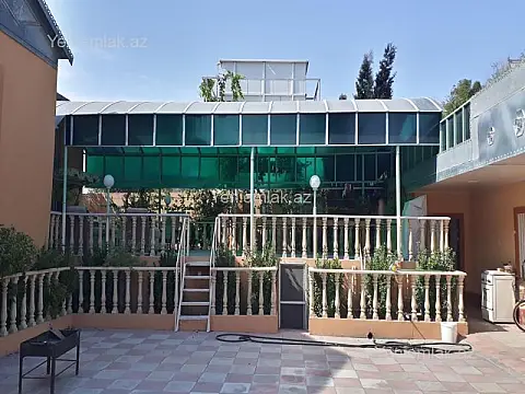 Satılır 6 otaqlı həyət evi 200 m²