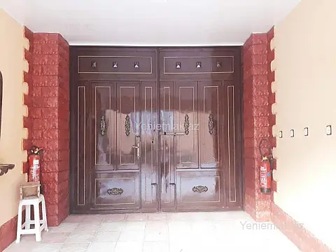 Satılır 6 otaqlı həyət evi 200 m²