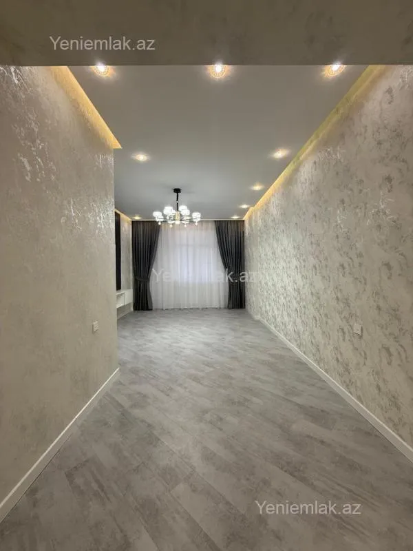 Satılır 3 otaqlı yeni tikili 130 m²